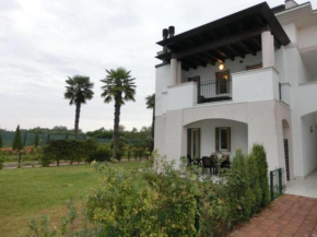 Comfy apartment in a quiet area Bibione
